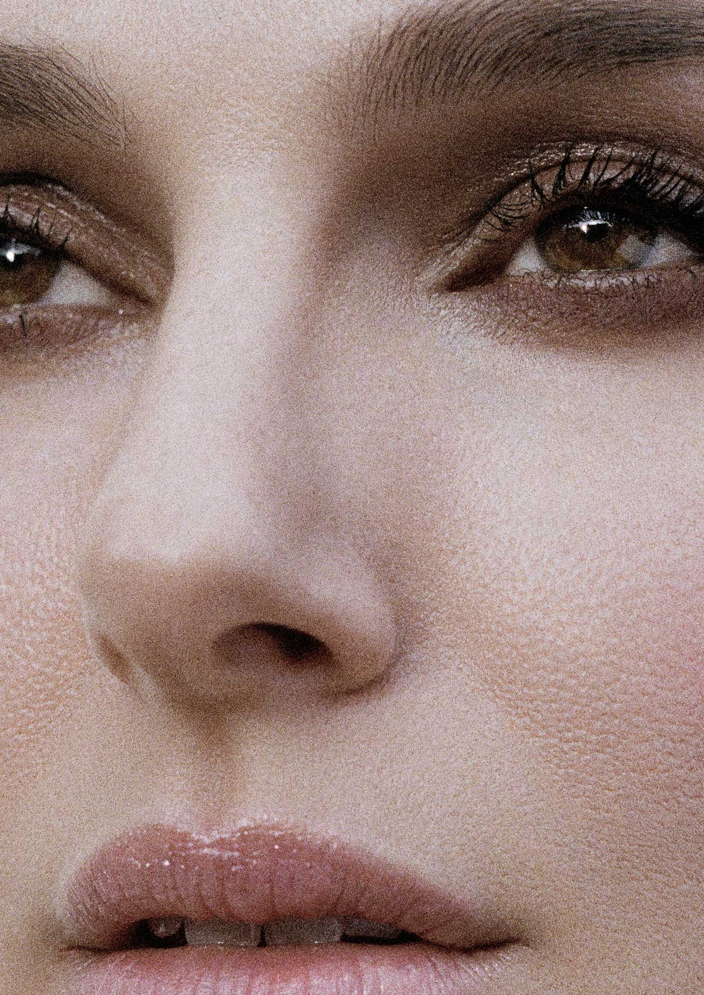 Vogue China x Natalie Portman, Beauty Paper